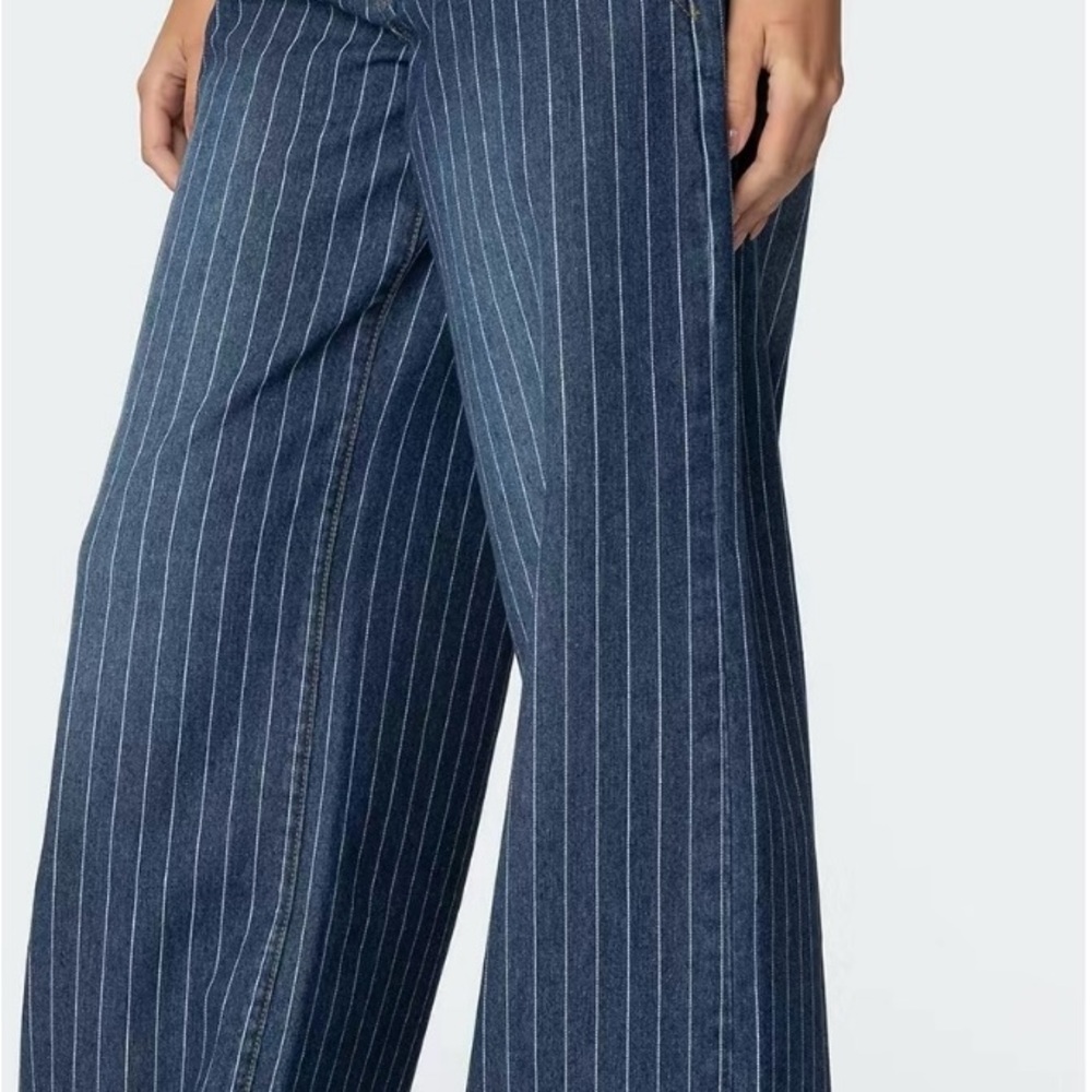 Viral TikTok jeans - Picture 3 of 9